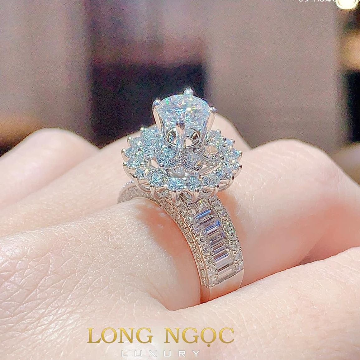 Beautiful women ring, white gold ring, sterling silver ring, luxury Phale ring, luxury diamond ring, 24K non gold ring, wedding gold ring, feng Shui stone ring Women fashion ring Royal Peacock ring-jewelry Gado V2000 non-black promise