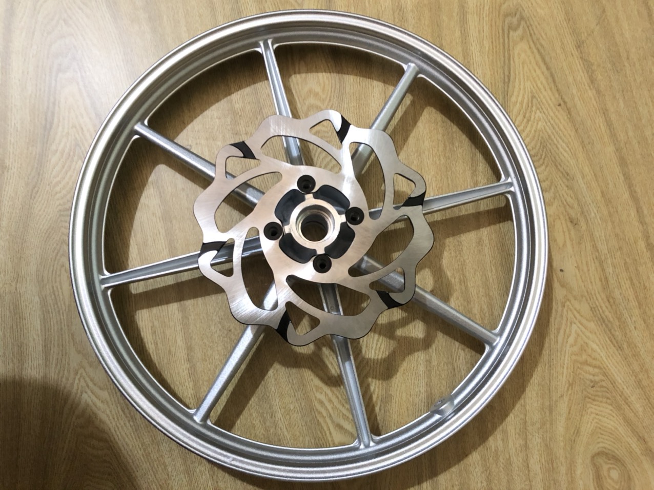 ĐĨA THẮNG BÔNG KIỂU TRƯỚC GẮN EX 135, SIRIUS, JUPITER, NOVO, WAVE S, RSX110, BLADE, AIRBLADE...