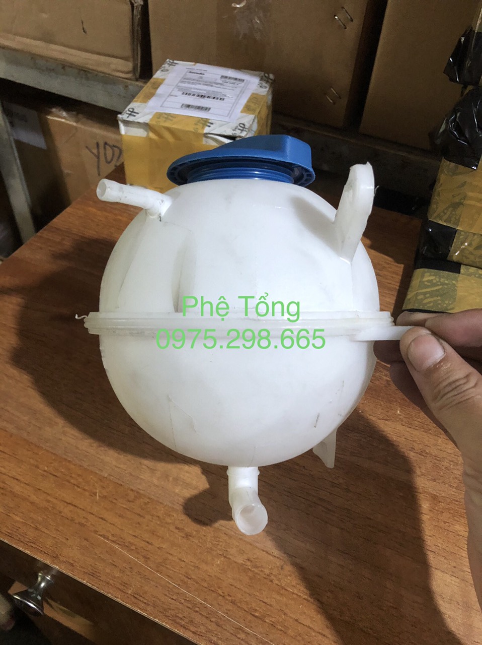 Bình nước phụ LIFAN 520 1.3 và 1.6