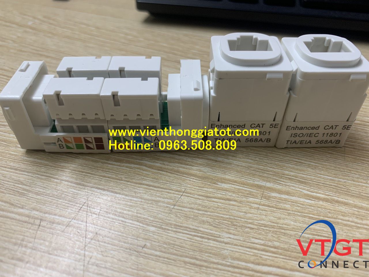 Nhân mạng âm tường Sino Cat5e