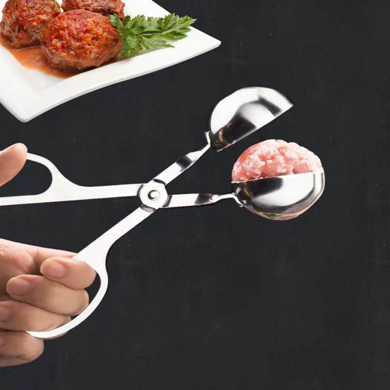 Teaspoons that make meatballs