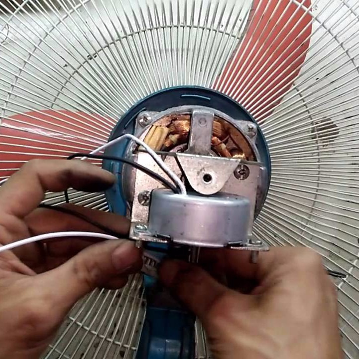 [HCM]Tuốc năng quạt