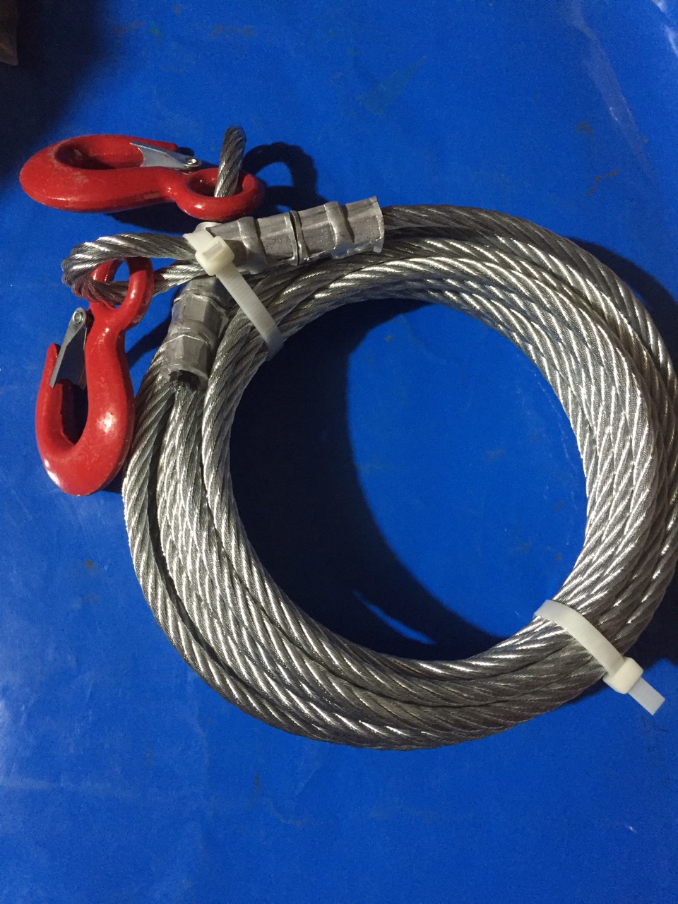 Dây kéo xe cáp bọc nhựa phi 10x20m. dây cáo kéo xe