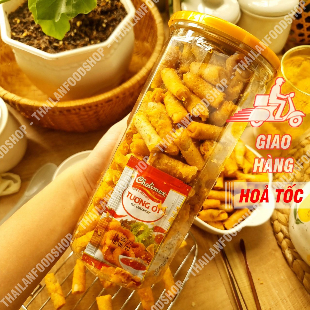 Chả Giò Tôm Mini Sấy Giòn Ăn Liền - Lon 400gr