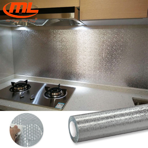 CUỘN GIẤY BẠC DÁN BẾP GIỮ CHO BẾP LUÔN SẠCH BÓNG
