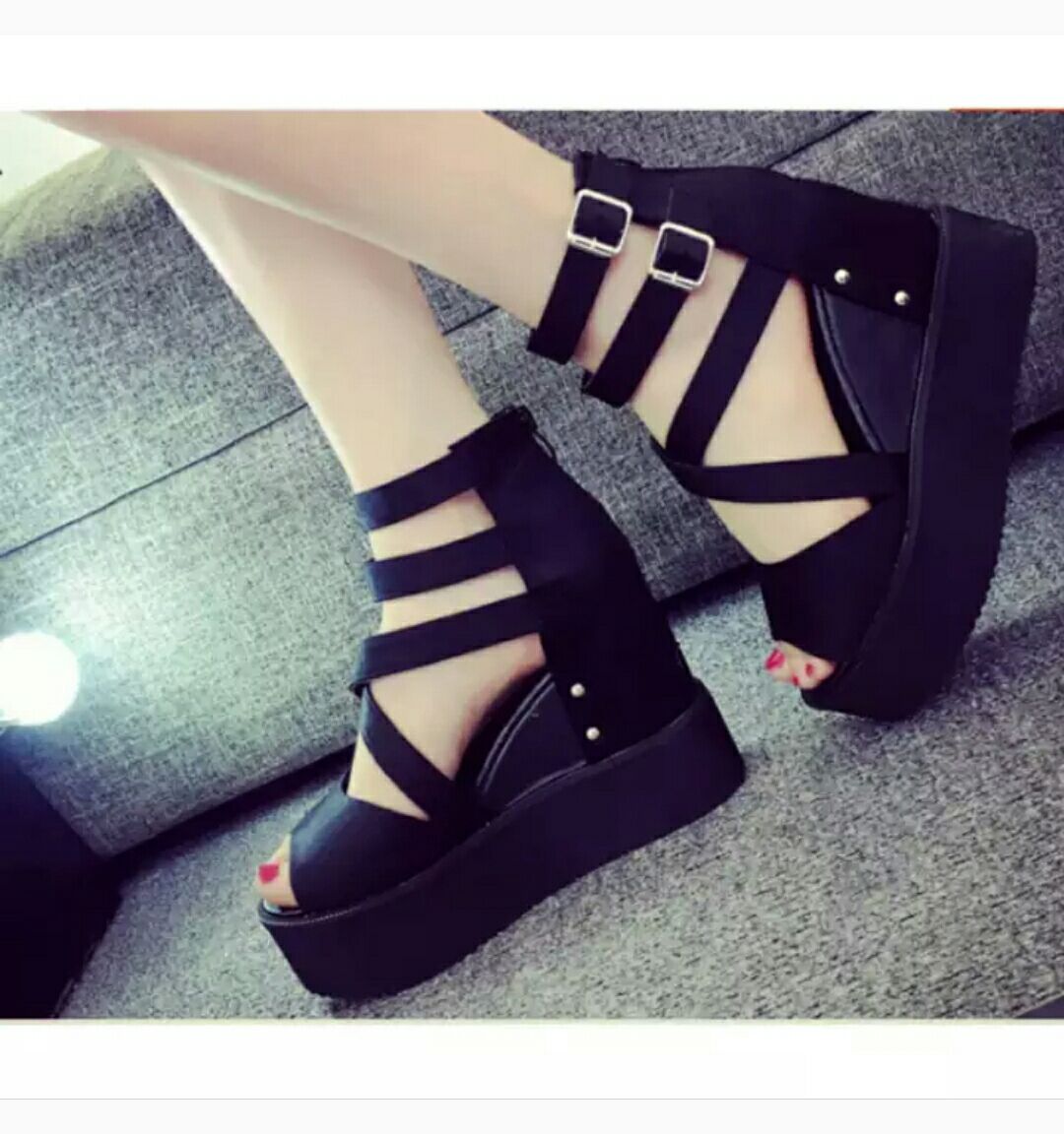 [HCM]giày sandal đế xuồng đan dây