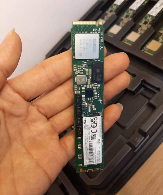 Ổ cứng SSD Samsung PM983a - 900GB / 3.84TB PCIe Gen3x4 - M2 22110 NVMe Enterprise