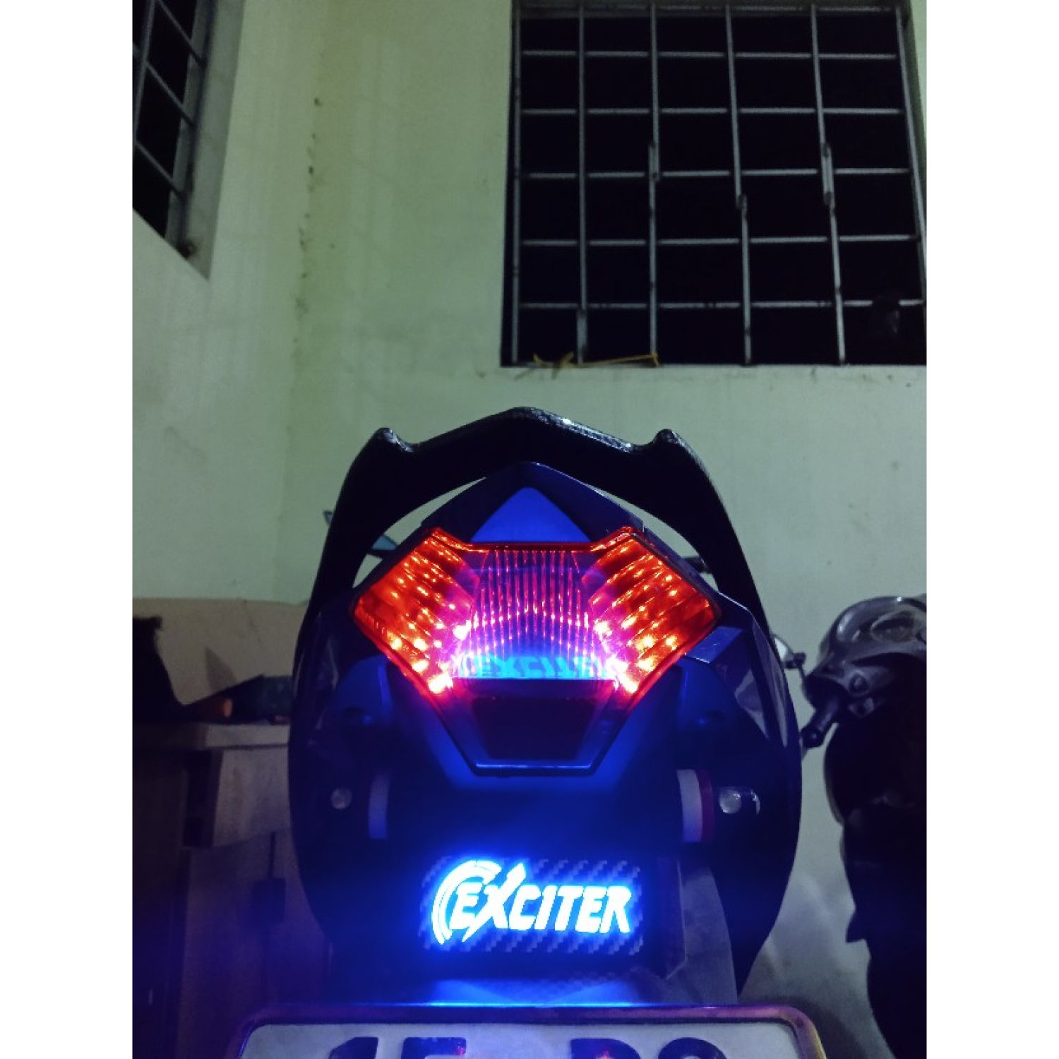 Chữ đèn led gắn dè xe exciter và winner