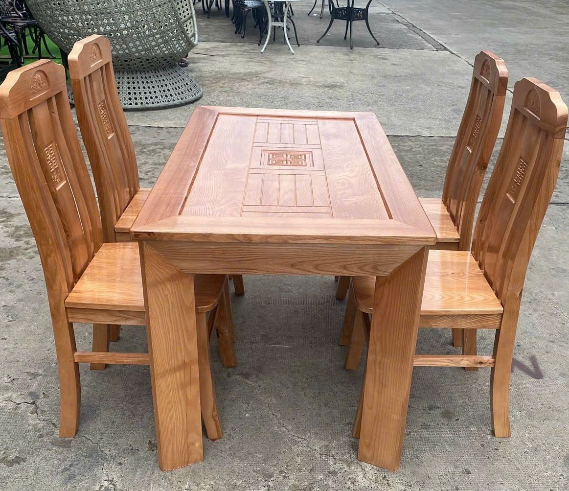 Bộ bàn ăn mẫu mới 4 ghế gỗ sồi nga vvv