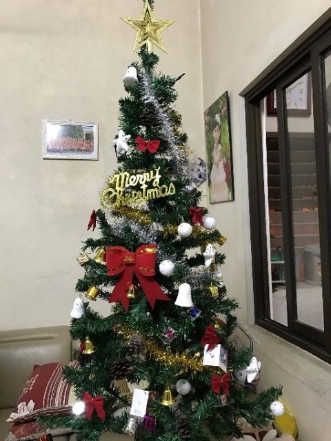 Combo cây thông noel 1m50 ( 145 phụ kiện)