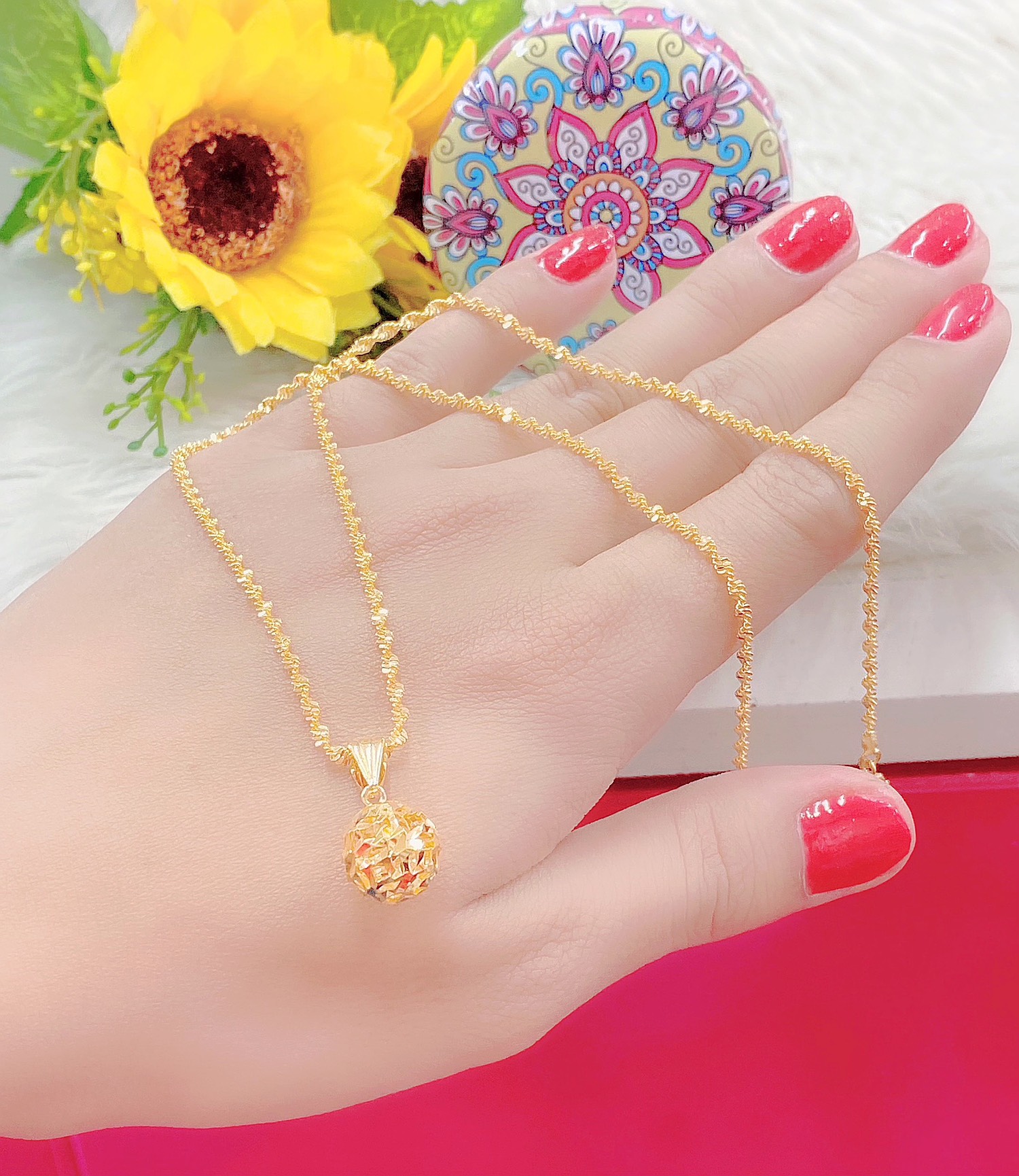 Dây chuyền nữ UHA kiểu dáng sang trọng mạ vàng (DÂY KÈM MẶT)