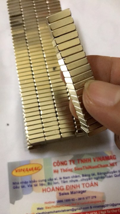 Nam châm vuông 10x10x3mm nam châm đất hiếm