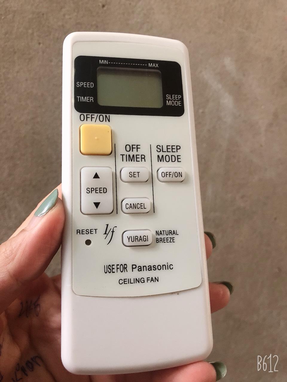 điều khiển quạt trần panasonic 5 cánh