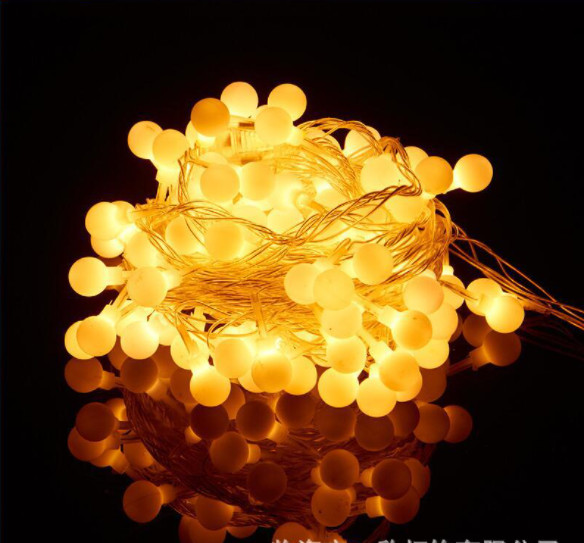 Dây Đèn Led Cherry Ball 40 Bóng Dùng Pin AA và USB