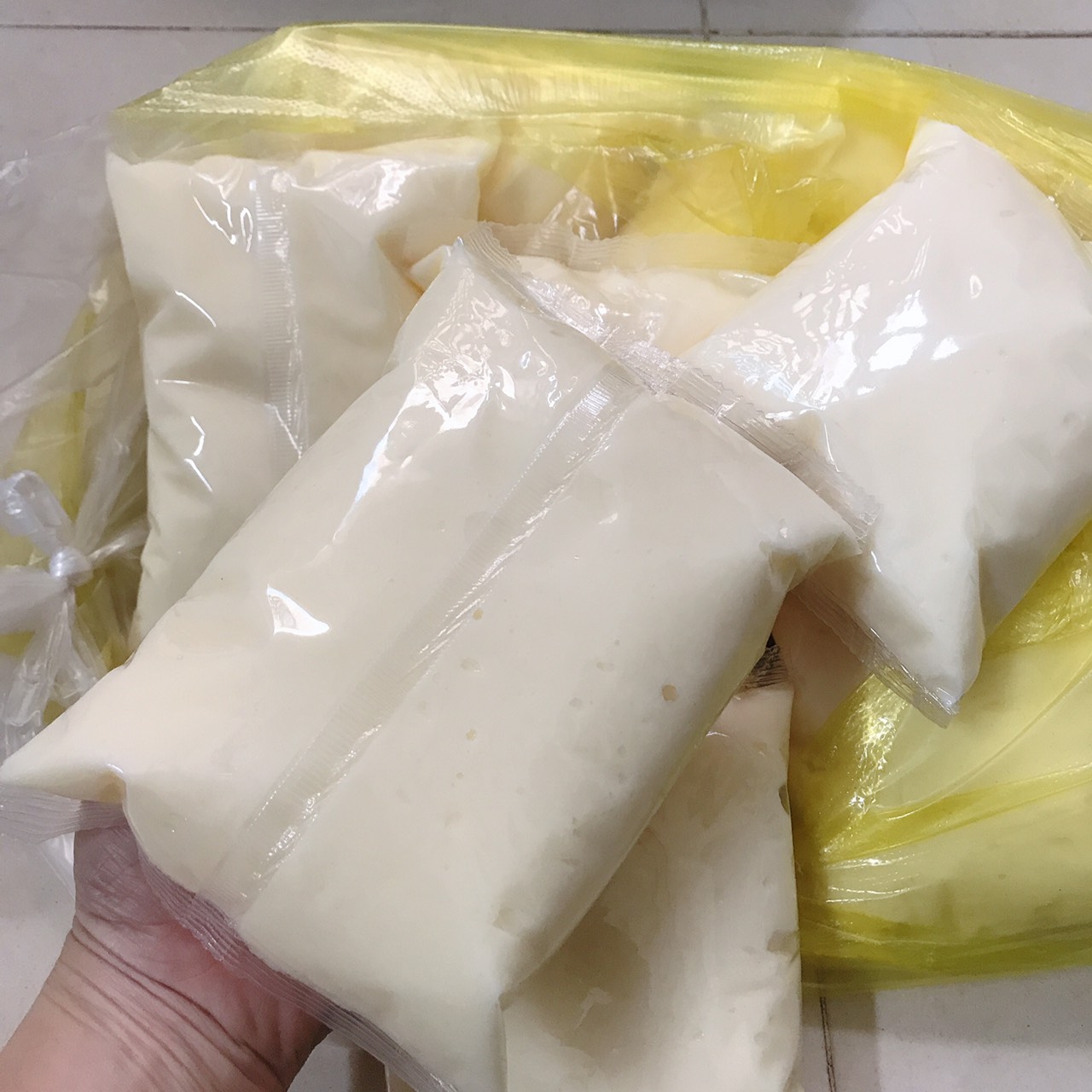 1kg bơ trắng dùng để làm bánh tráng