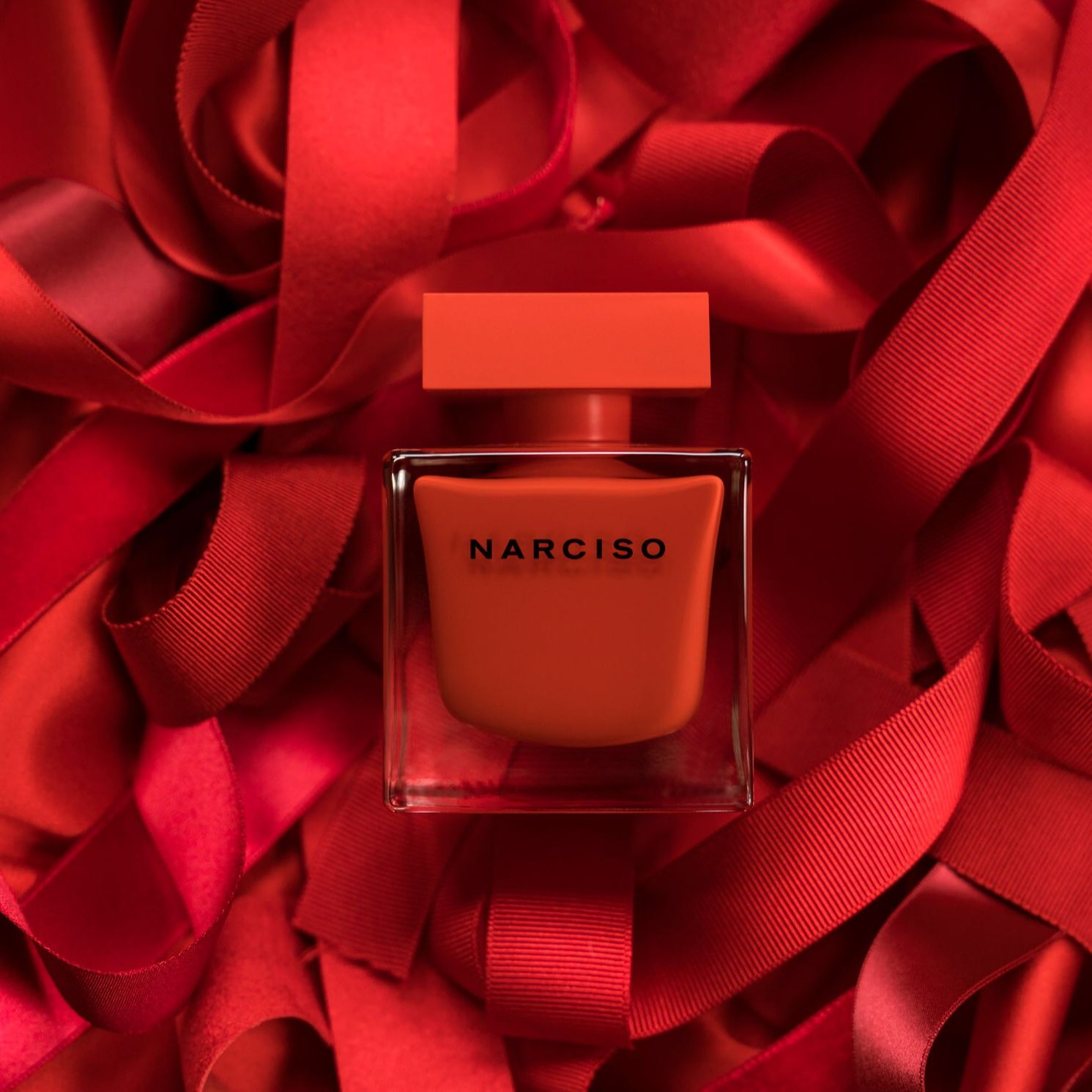 Nước hoa chiết Narciso Đỏ (Rouge) 10ml