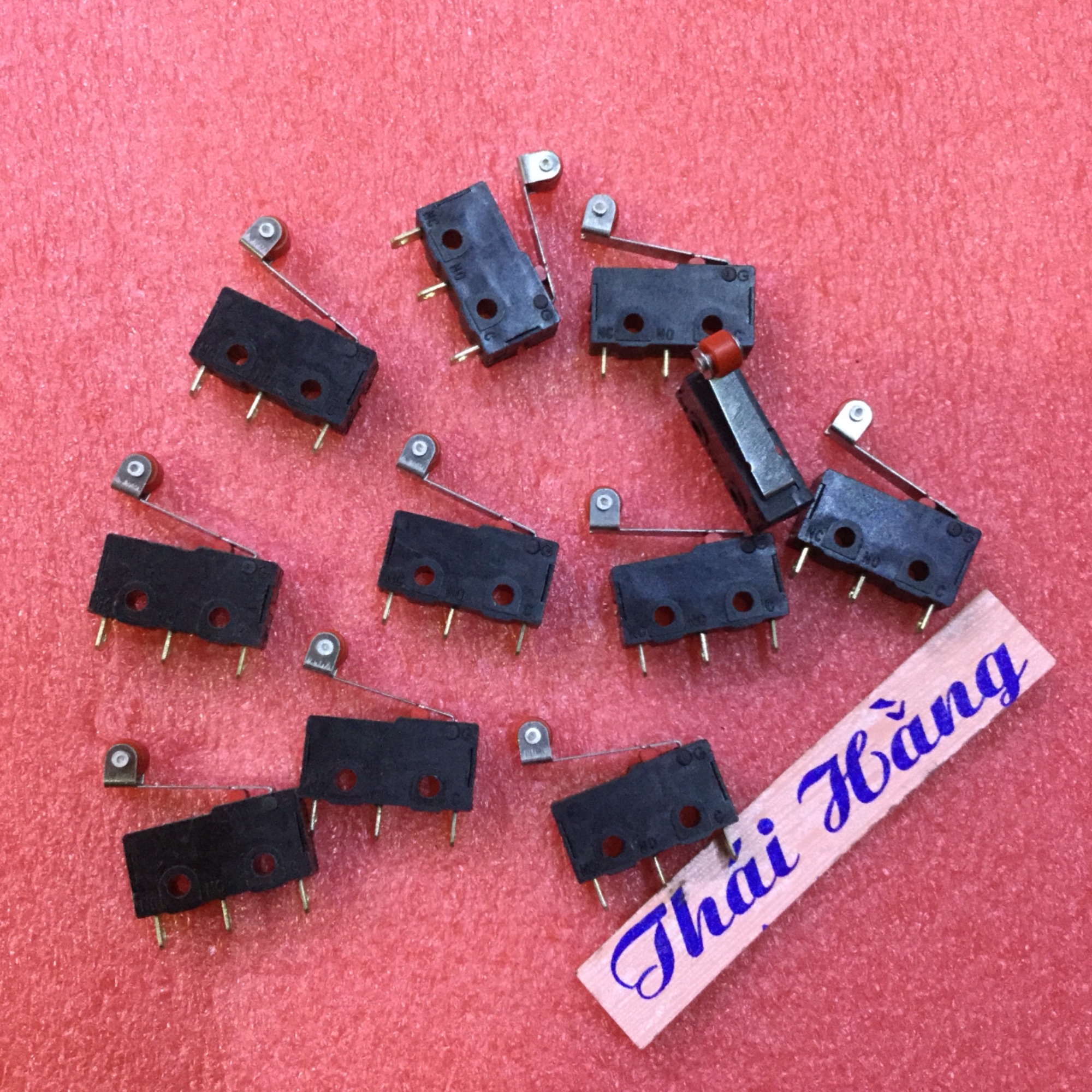 20 công tắc hành trình có bánh xe (10x20x6 mm)