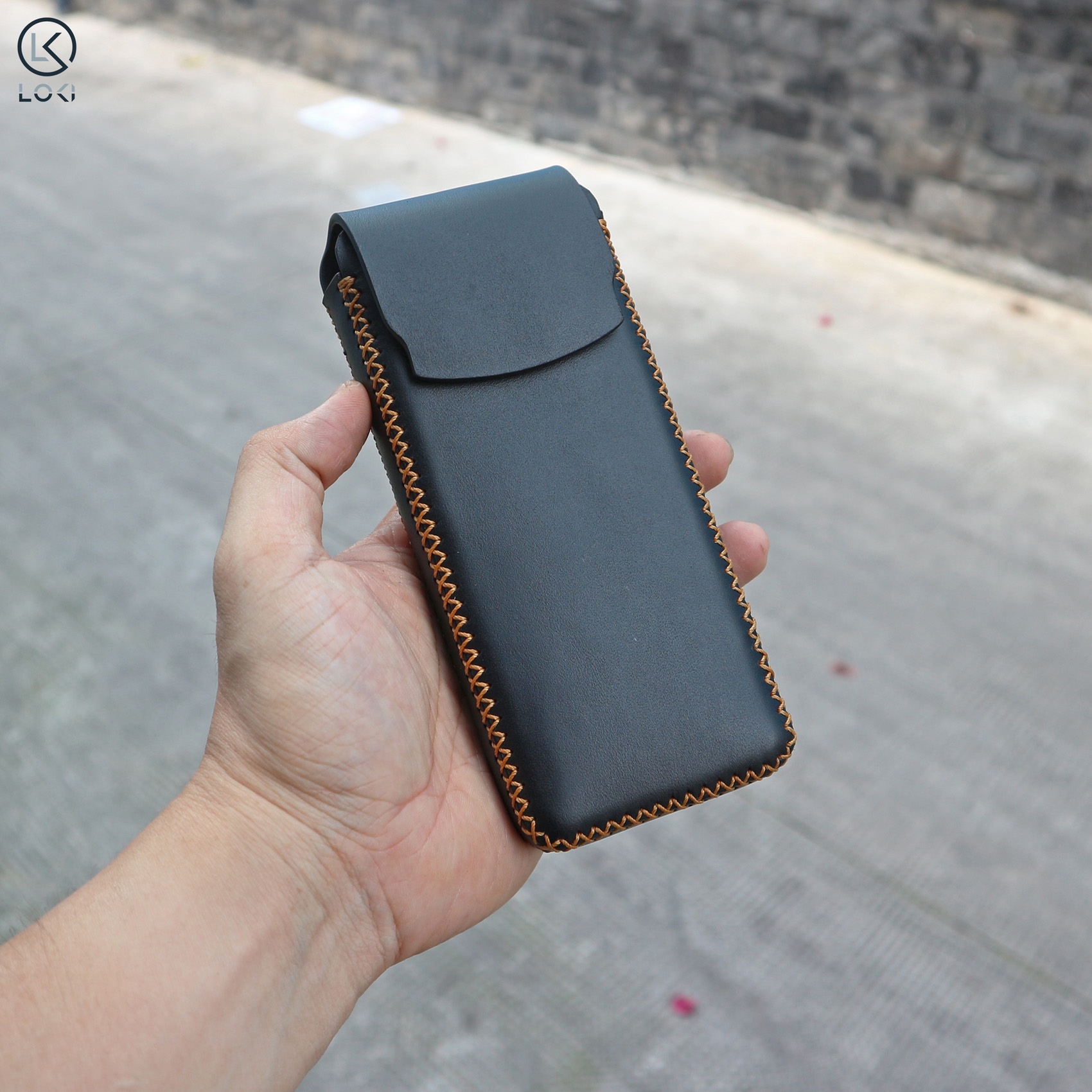 Bao da Galaxy Fold 1 | 2 | 3 | 4 | 5 | 6 dạng đứng - Loki Leather
