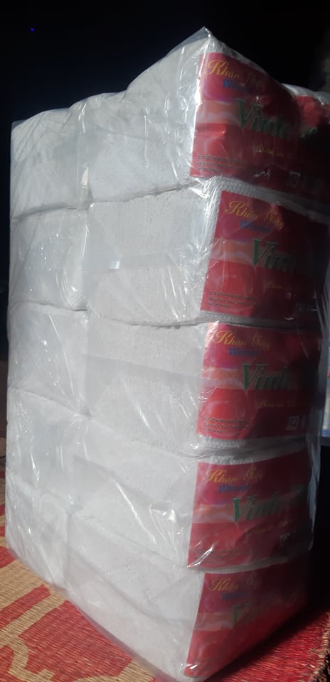 1 cây Khăn giấy rút đa năng Vĩnh Huệ  (gồm 10 bịch)
