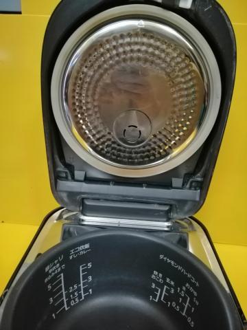 Nồi cơm nội địa Nhật Panasonic SR-HB107 (1.0L) - date 2017