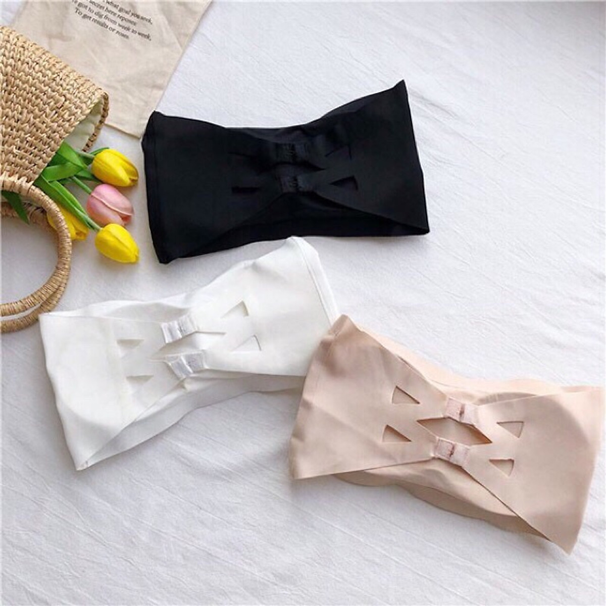 Set 2 Áo Bra Đúc Không Dây Nâng Đỡ Hiệu Quả (Giao Hàng Theo Màu Ngẫu Nhiên)