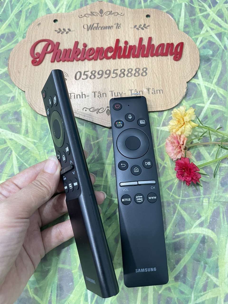 Remote tivi Samsung 4k có phím mic