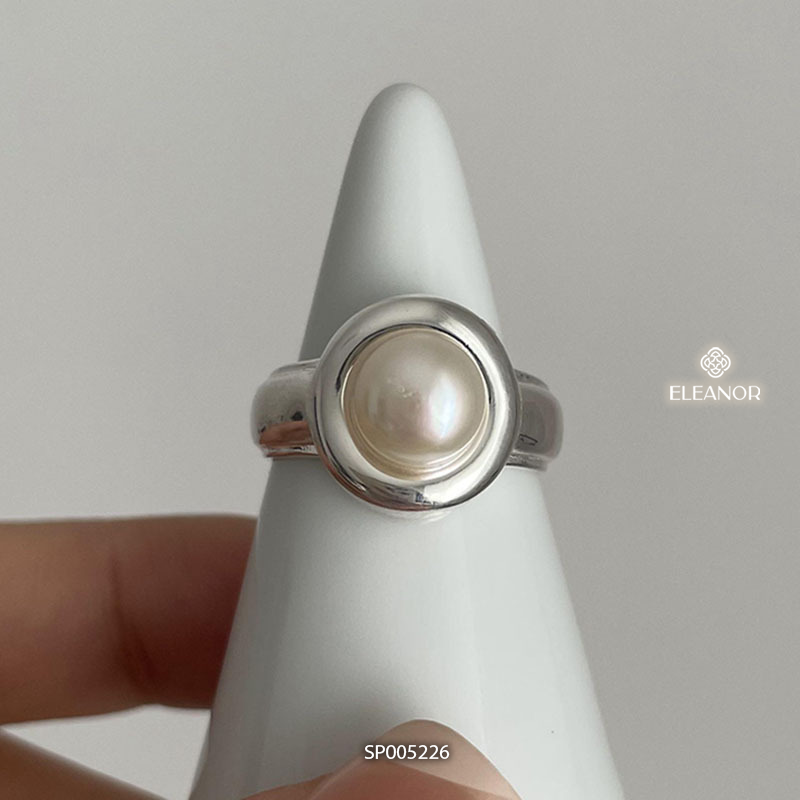 Nhẫn nữ hở bạc 925 Eleanor Accessories nhẫn mặt tròn đính ngọc trai nhân tạo dạng basic phụ kiện trang sức 5226