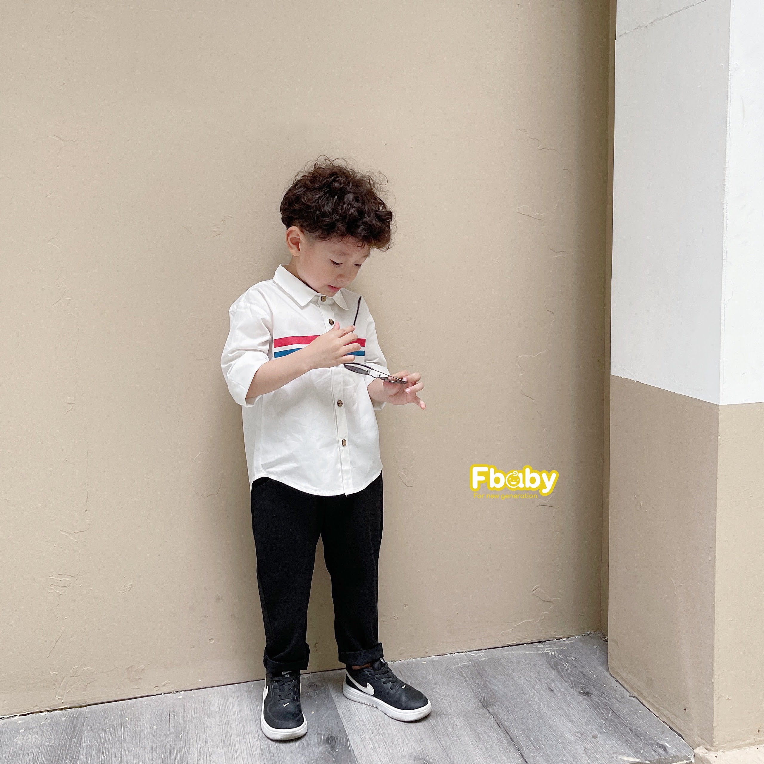 SET áo sơ mi + quần kaki đen dành cho bé trai