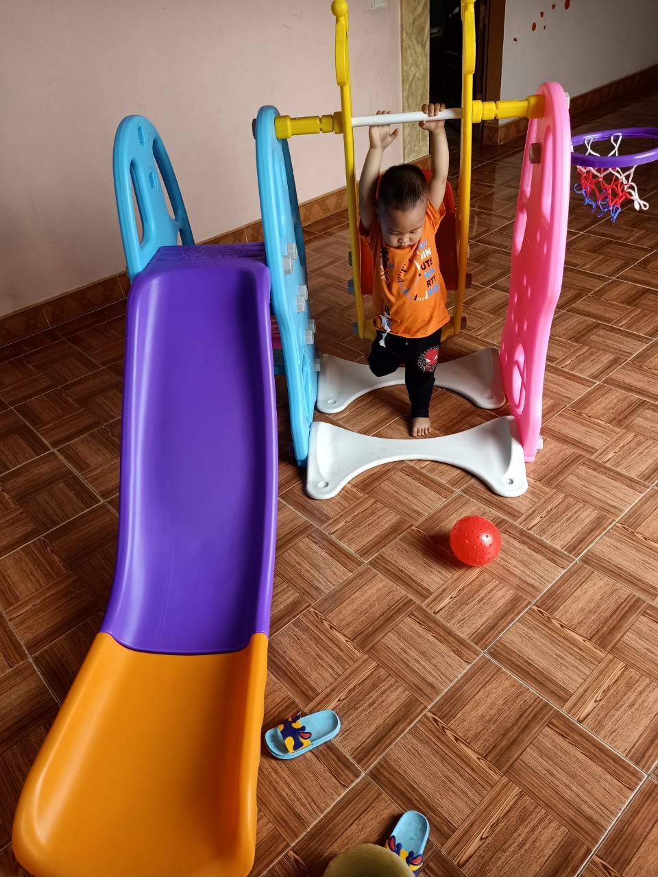 CẦU TRƯỢT - XÍCH ĐU- BÓNG RỔ LIÊN HOÀN