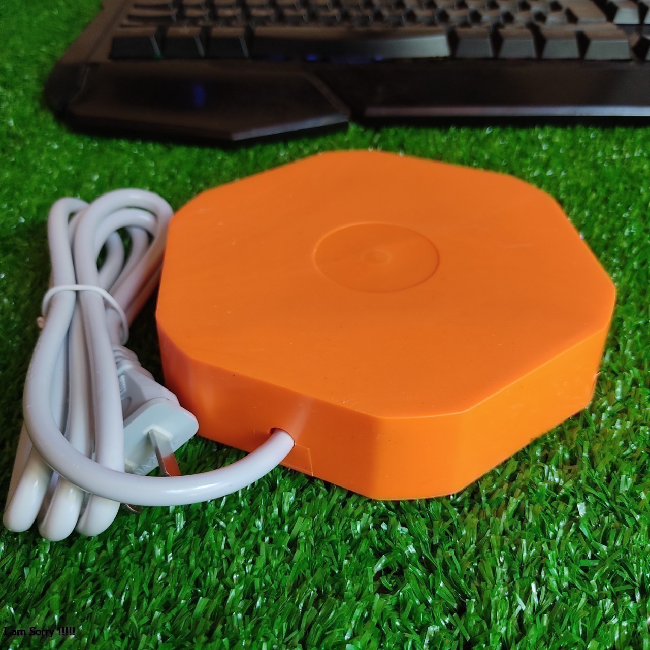 Ổ Cắm ĐIện 4 Lỗ Cắm và 2 Cổng USB