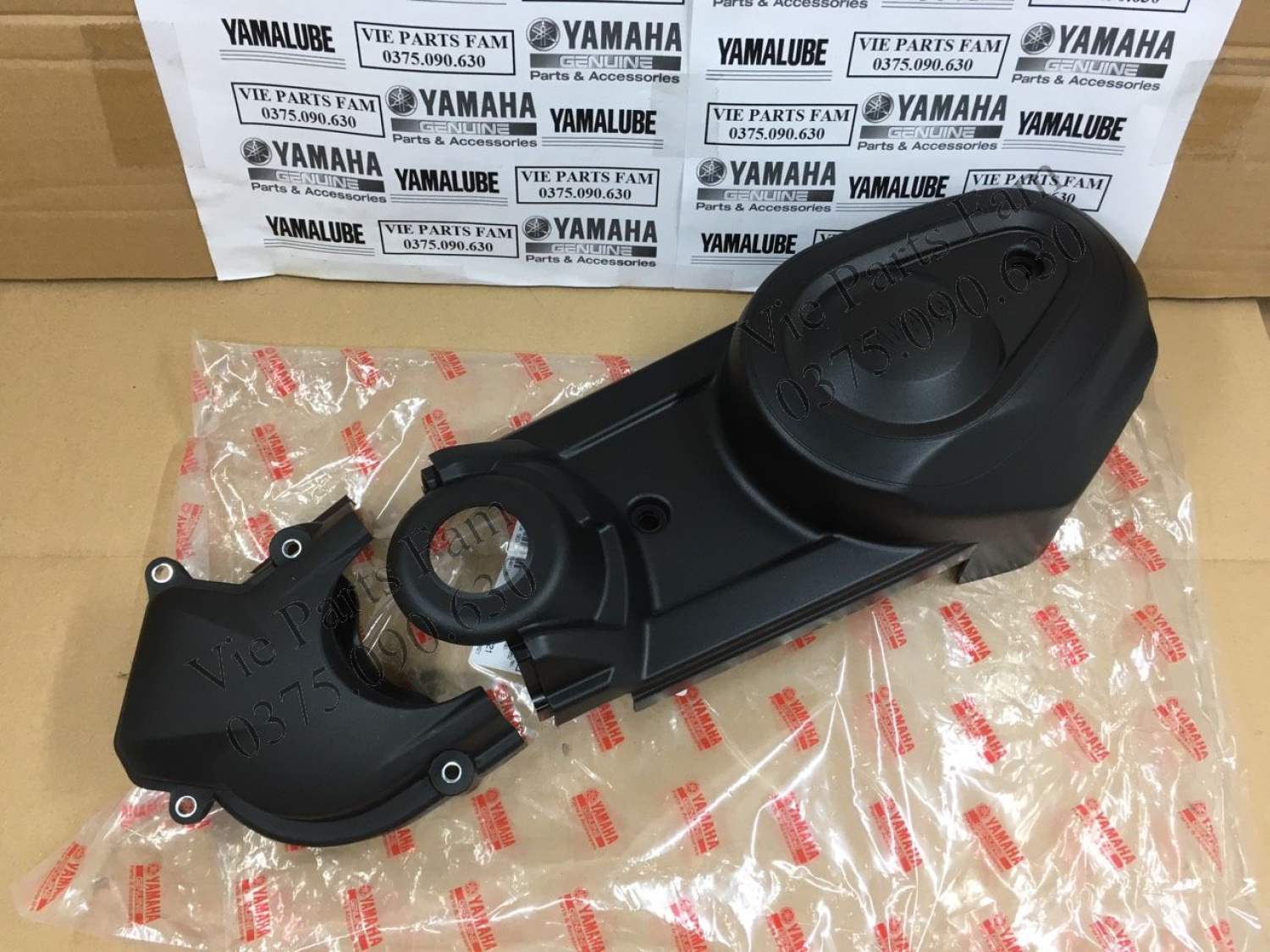 Nắp ốp nồi côn lớn nhỏ trên nouvo 4 - lx135, chính hiệu yamaha motor vn