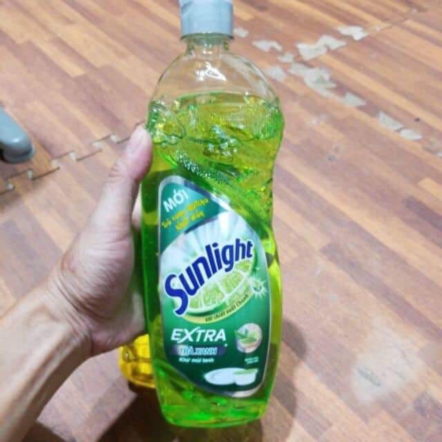Chai Nước Rửa Chén Bát Sunlight Trà Xanh 750g