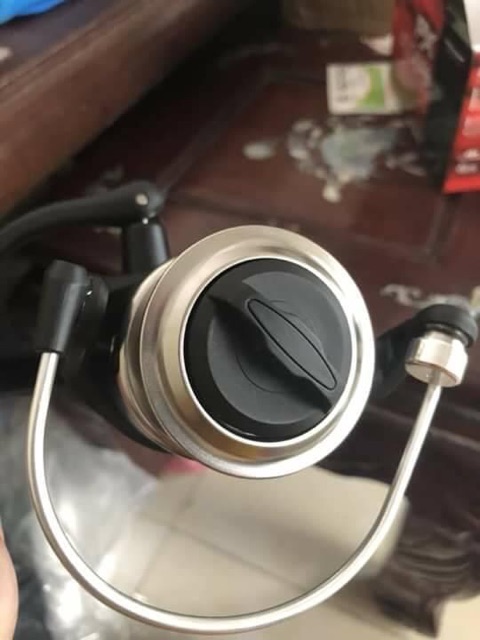 Máy câu Shimano FX 4000FB  (cam kết bán hàng chất lượng có bảo hành)