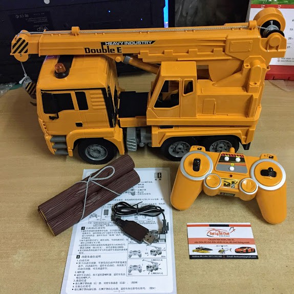 Xe cần cẩu cỡ lớn tốc độ nhanh