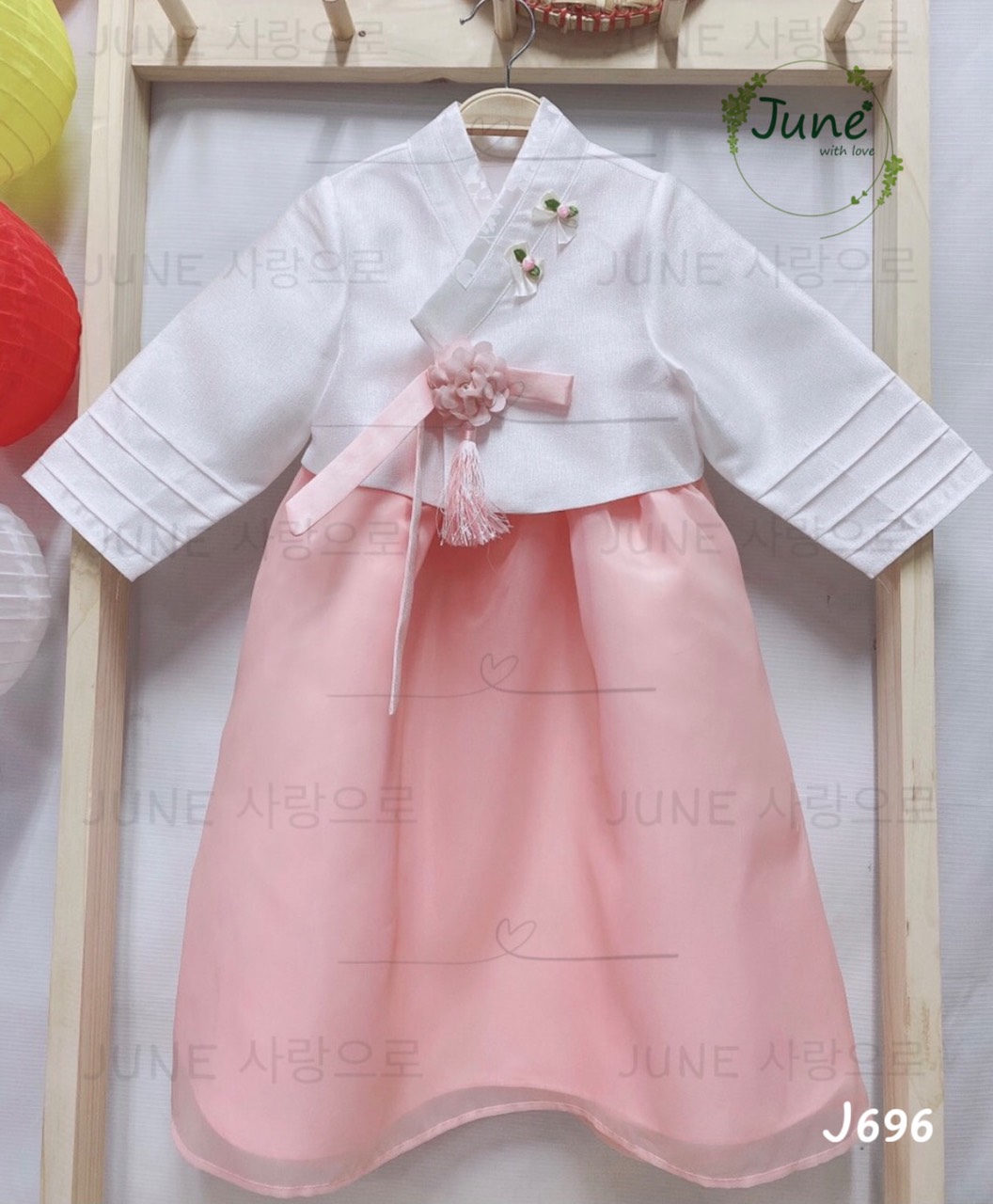 Bộ Hanbok Hàn Quốc bé gái #June
