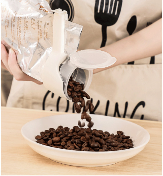 Dụng cụ kẹp miệng túi bảo quản thực phẩm