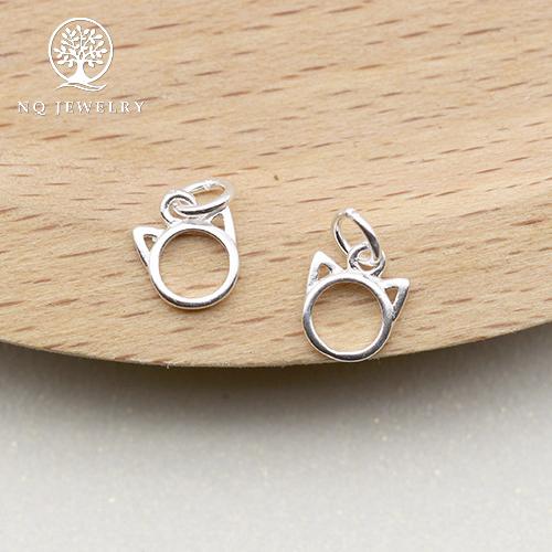 Charm bạc hình con mèo treo - NQ Jewelry