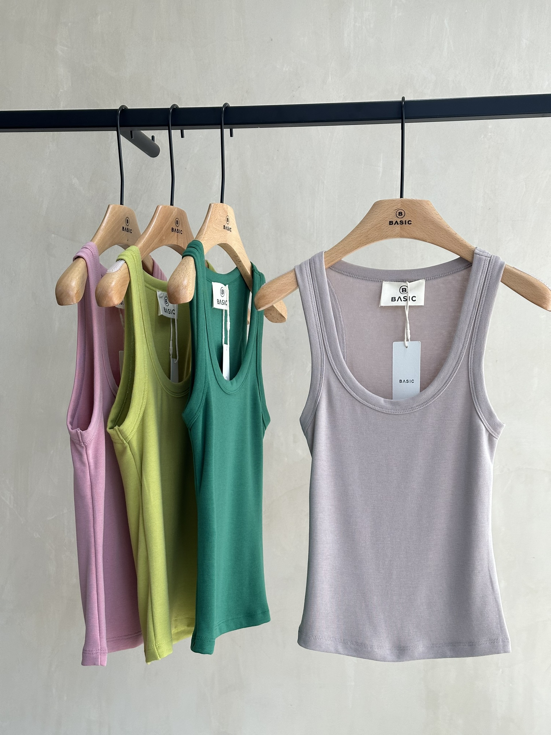 Áo ba lỗ trơn BASIC DOLLY TOP