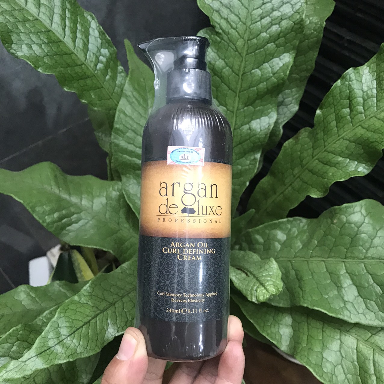 Kem tạo kiểu uốn tóc xoăn Argan Deluxe Oil Curl Defining Cream 240ml