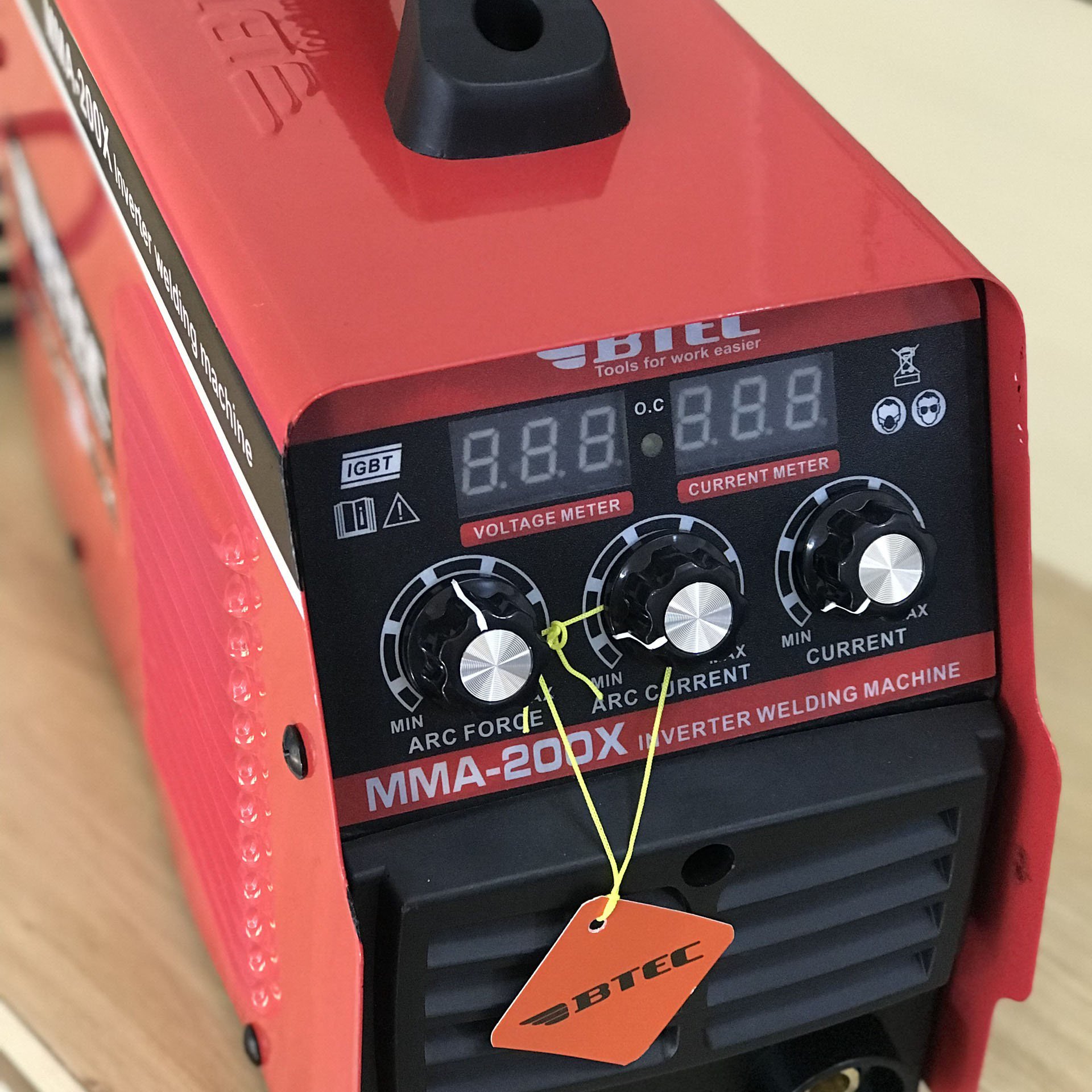 MÁY HÀN ĐIỆN TỬ BTEC MMA-200X - HÀN QUE 2.5-3.2MM