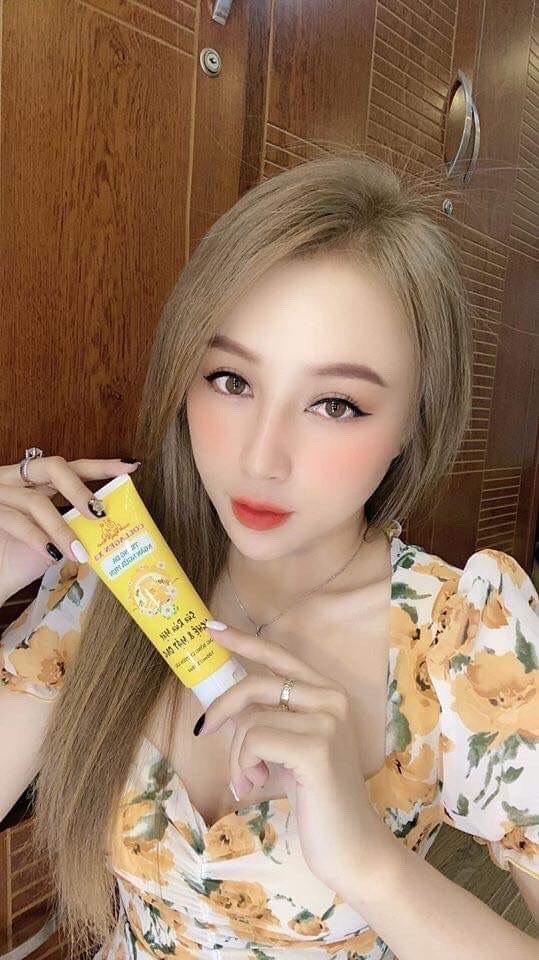 Sữa rửa mặt nghệ và mật ong COLLAGEN x3