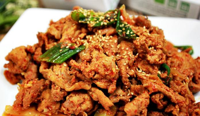 SỐT BBQ ƯỚP THỊT HEO CHUNGWOO 2.05KG