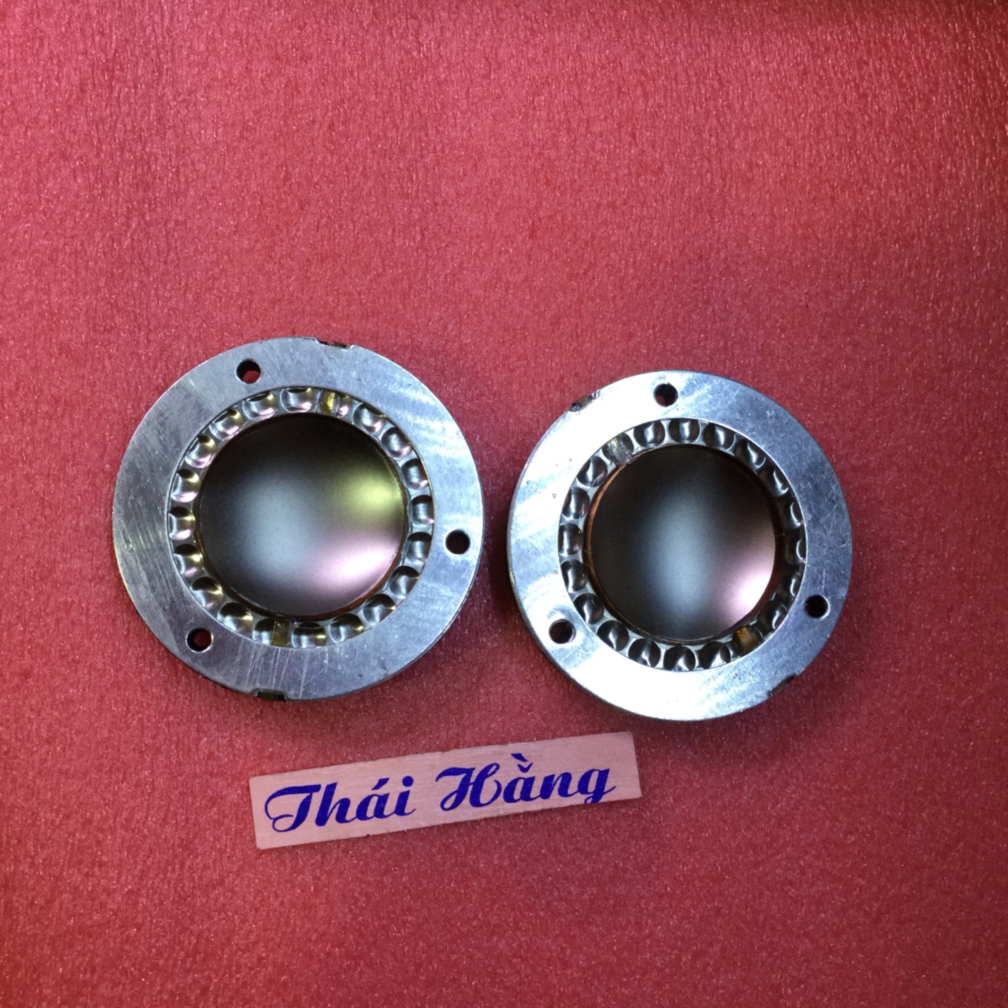 Côn loa Hồng kỳ