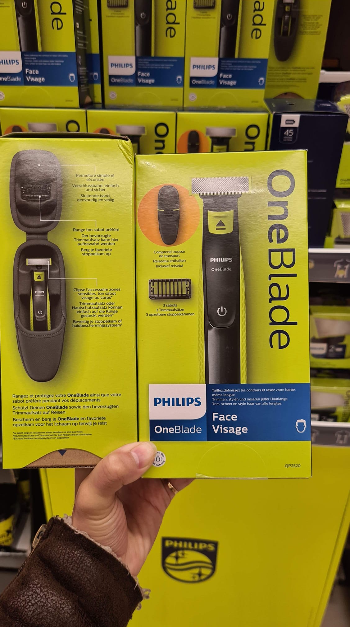 Máy cạo râu Philips OneBlade QP2520/65 Pháp