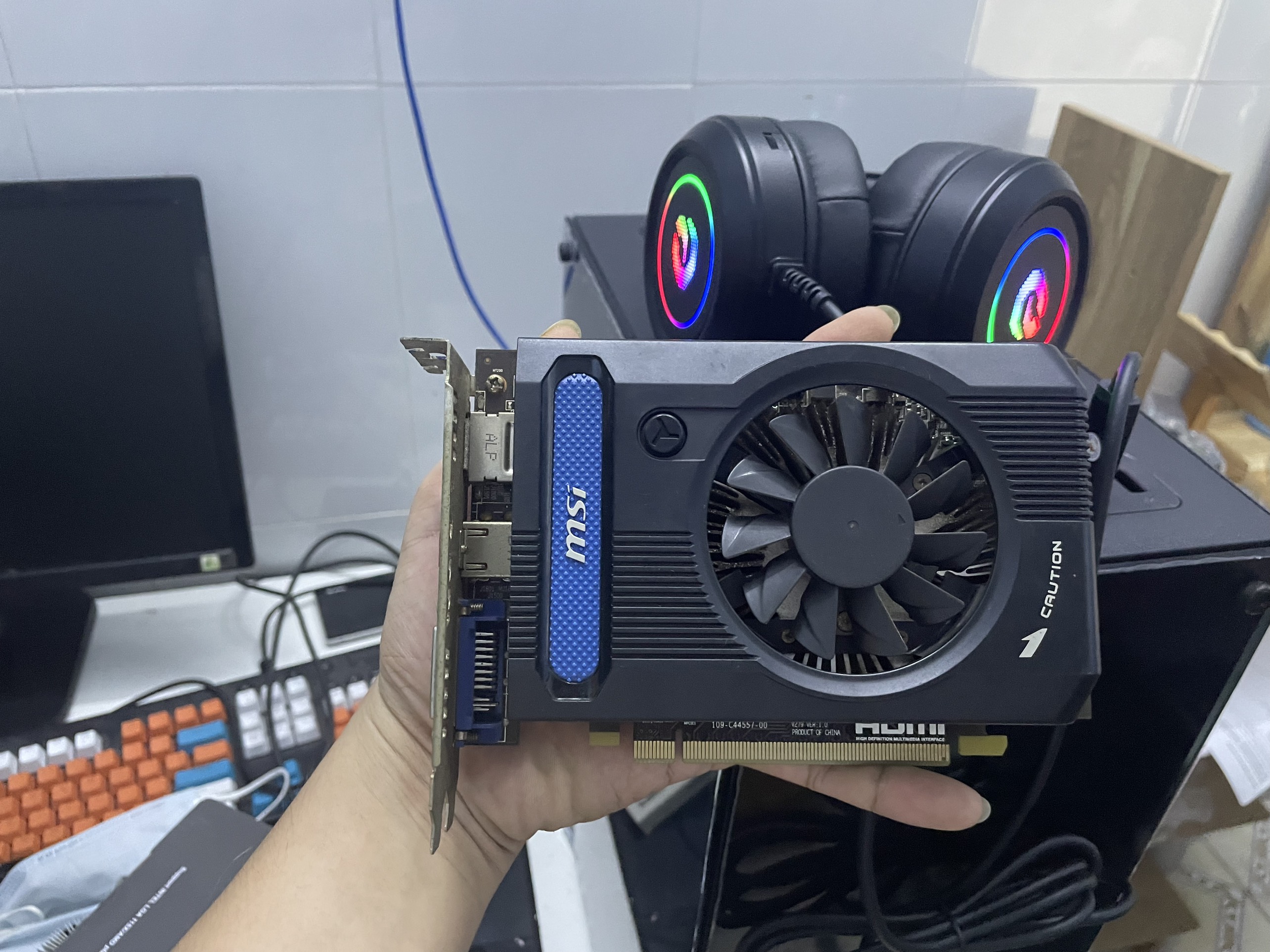 Card màn hình VGA MSI HD7730 1G DDR5