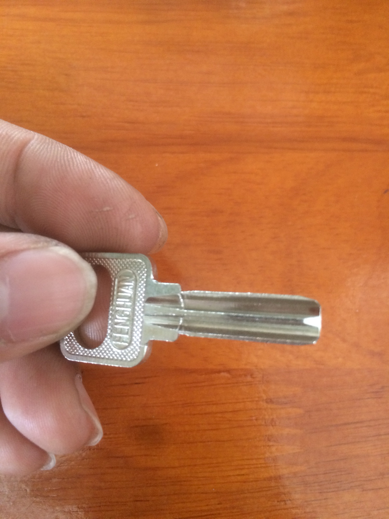 50 phôi chìa khoá số 3 lock trung