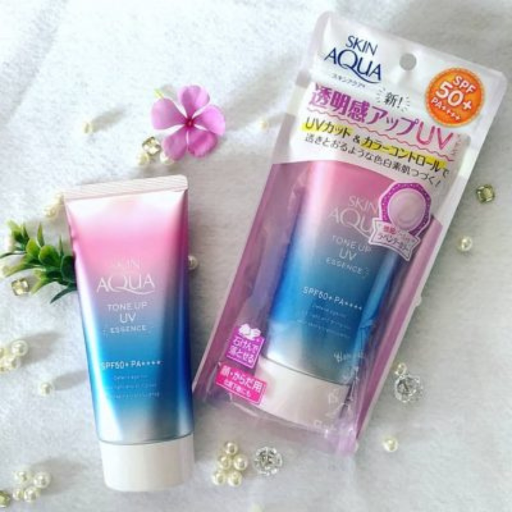 Kem Chống Nắng Skin Aqua kiềm dầu nâng tone