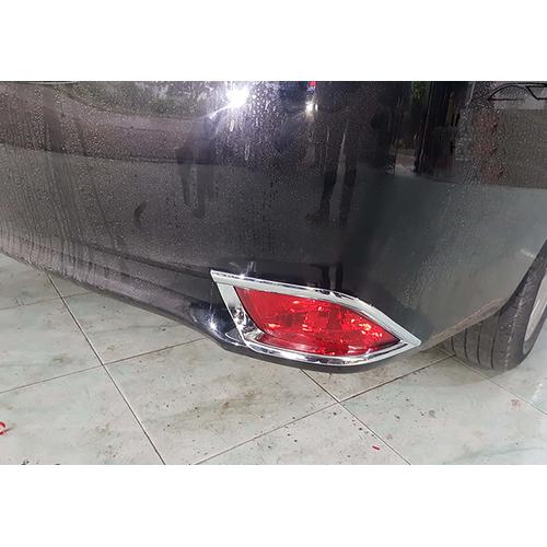 ốp đèn gầm hậu vios 14-18