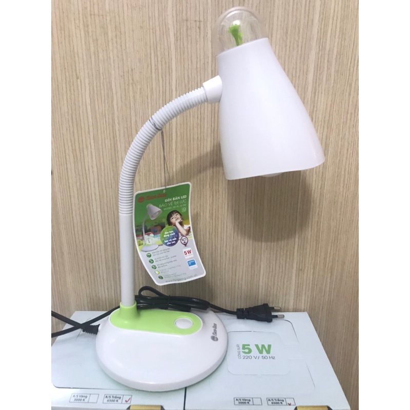 Đèn bàn RL32 5w Rạng Đông ( Giao màu ngẫu nhiên)