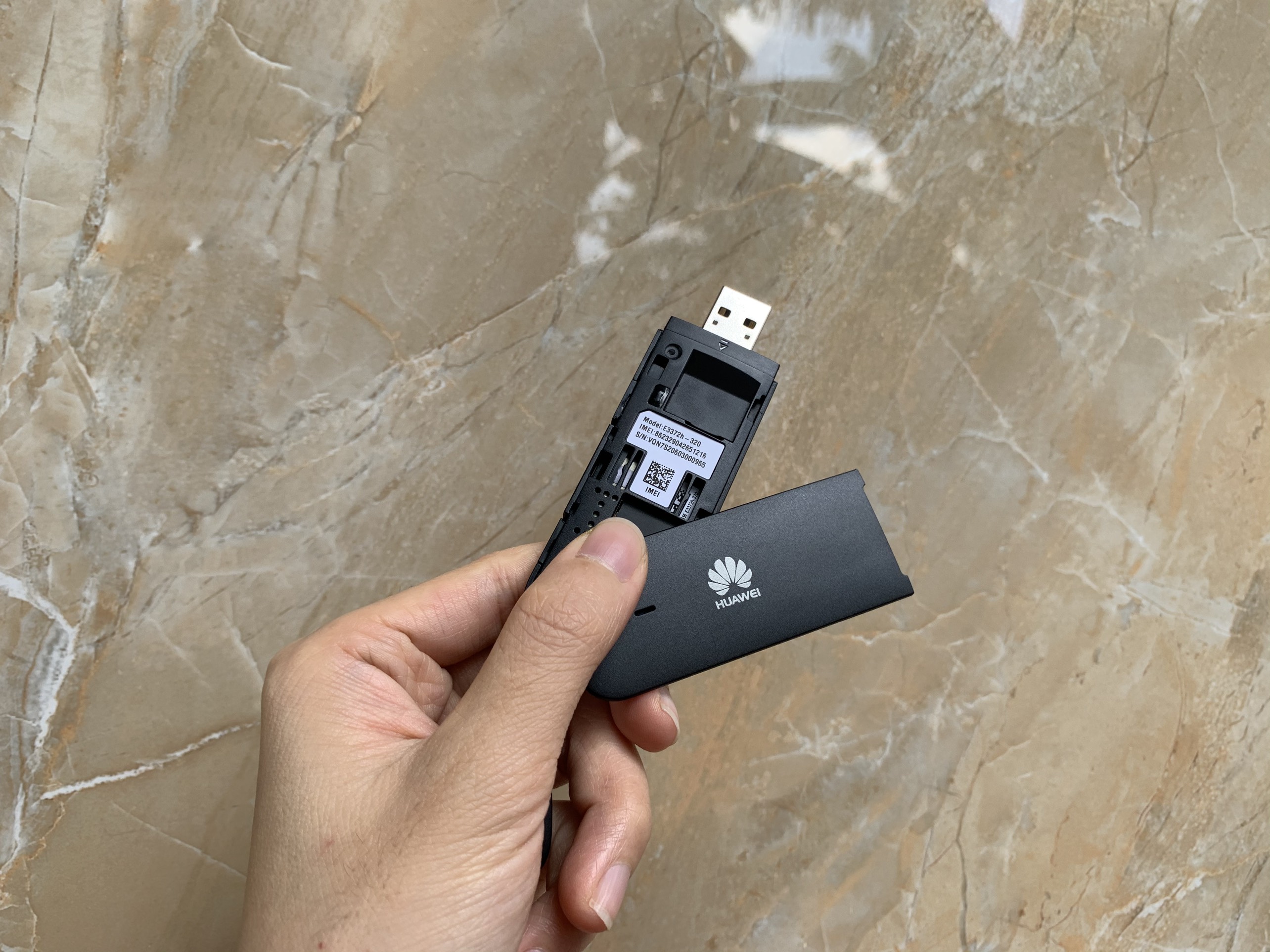 USB Dcom Wifi Huawei E3372 tốc độ lên tới 150Mbps